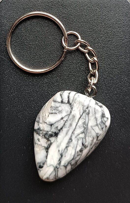  Atslēgu piekariņš "Marmora miers"