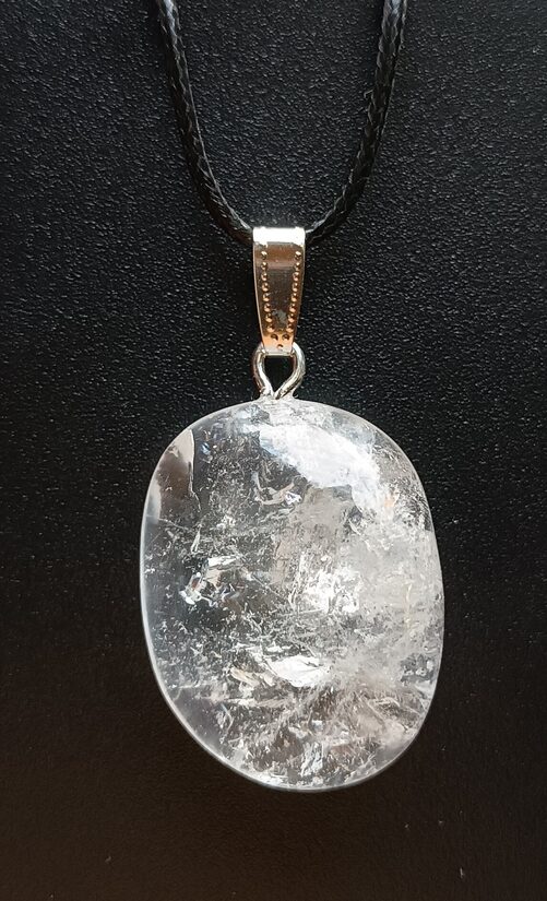 Kalnu kristāla kulons