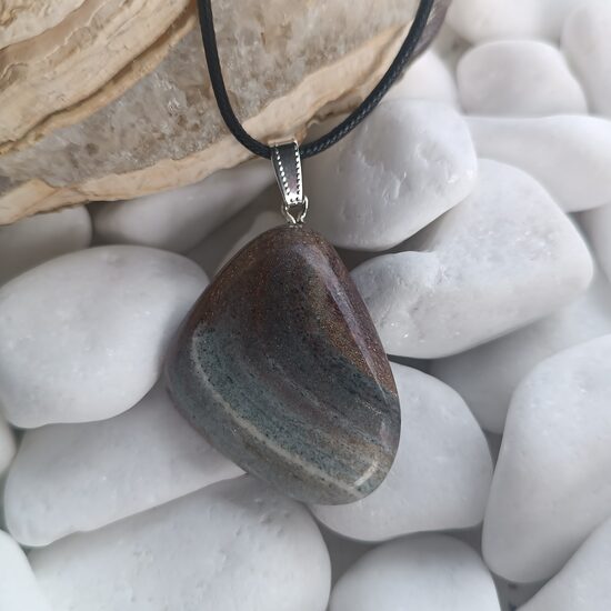 Burtnieku akmens kulons