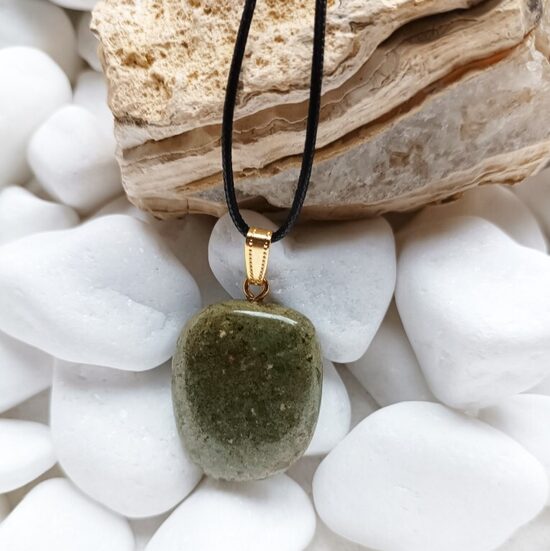 Burtnieku akmens kulons