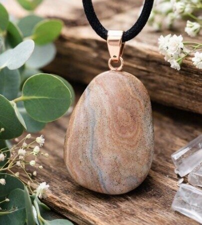 Burtnieku akmens kulons